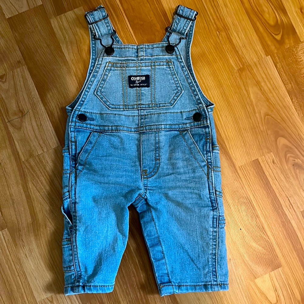 Oshkosh baby overalls - never worn